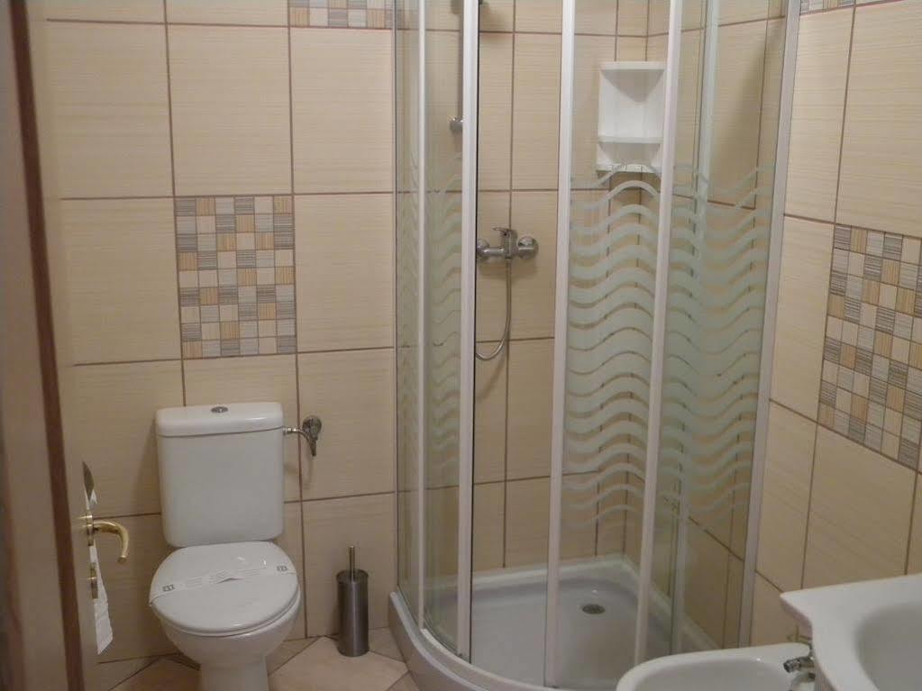 Hotel Veneto Timişoara Buitenkant foto